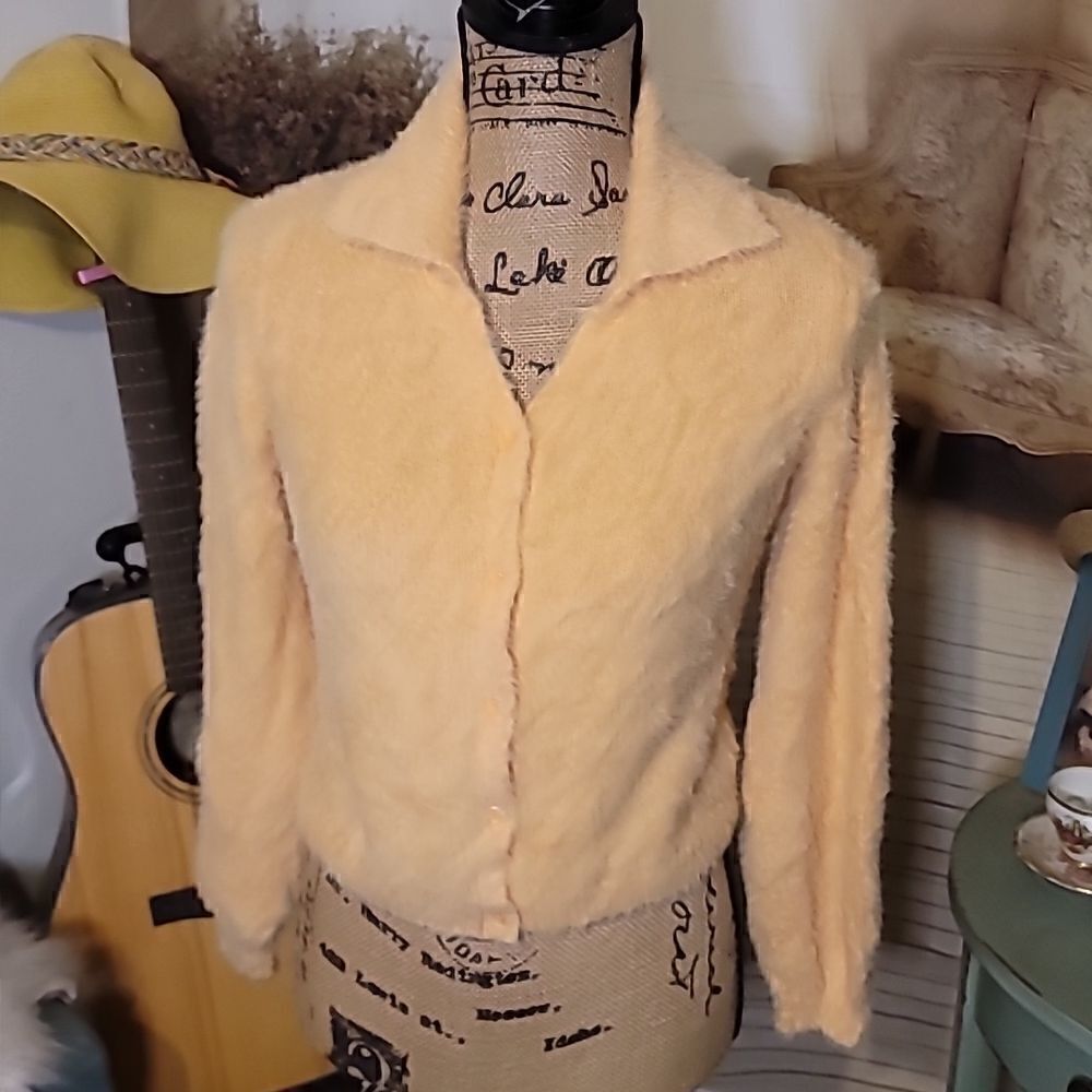 Wild Fable Fuzzy Sweater Size XS - Picture 2 of 7